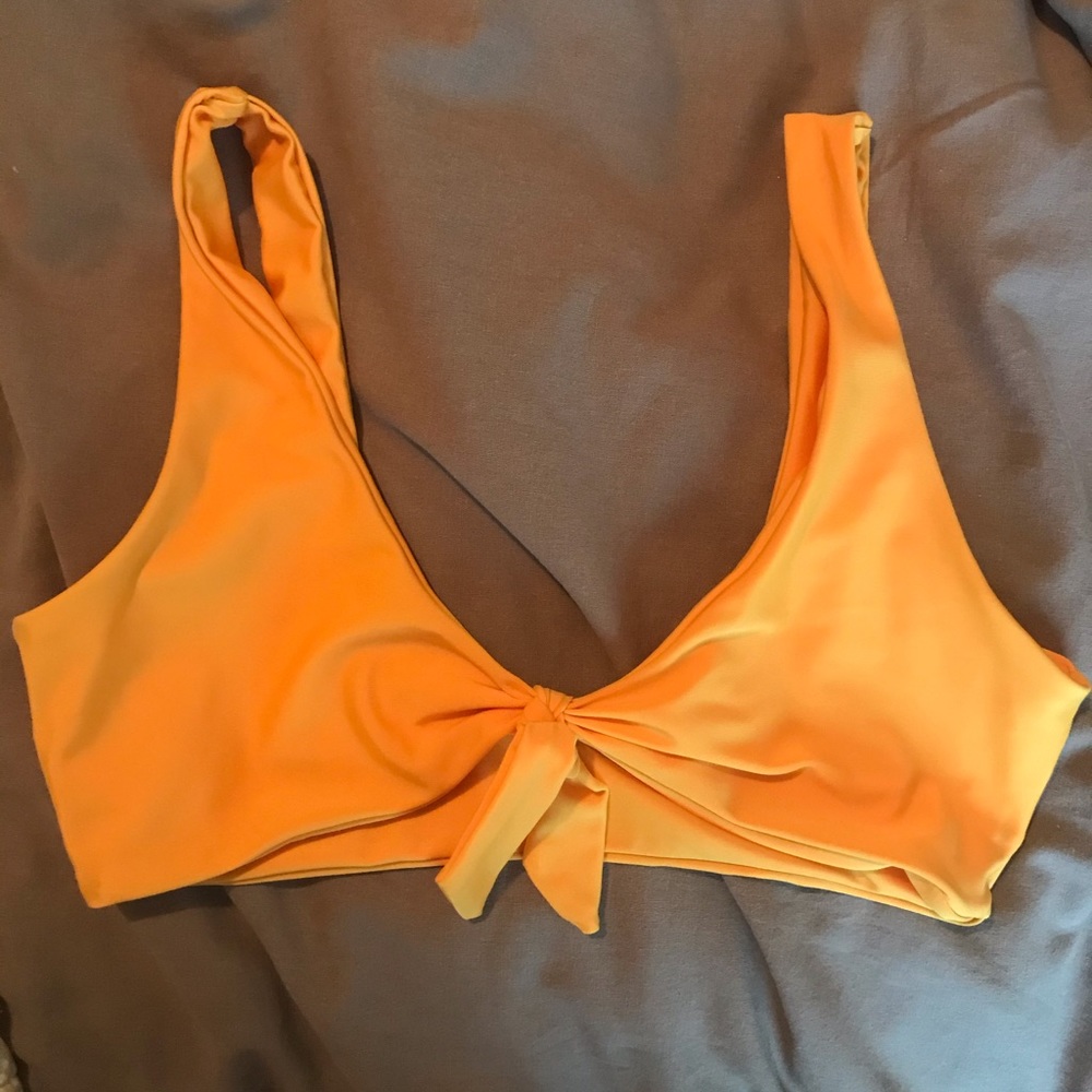 SWIM TOP